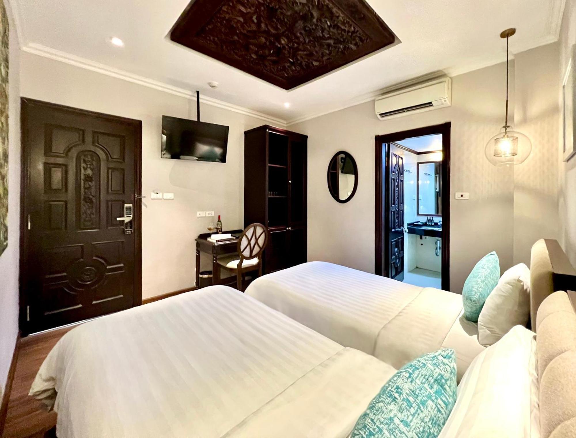 Hanoi Graceful Hotel And Travel Room photo